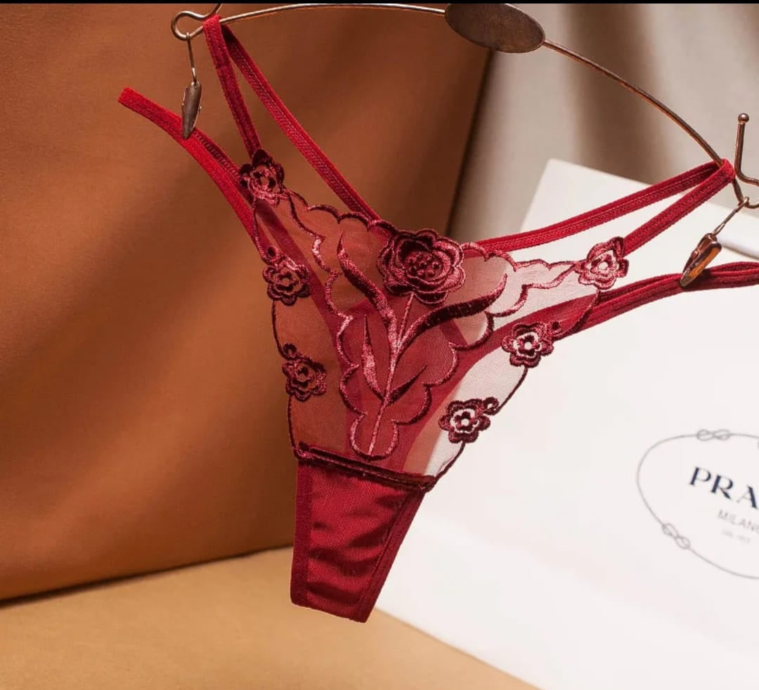 Women's Lace Thong Panty, Imported Embroidered Lace, Large, Seamless Design, Breathable Fabric