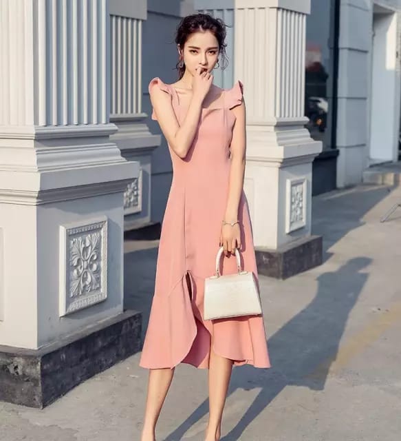 Western Couture Ruffle Midi Dress - Pink Front