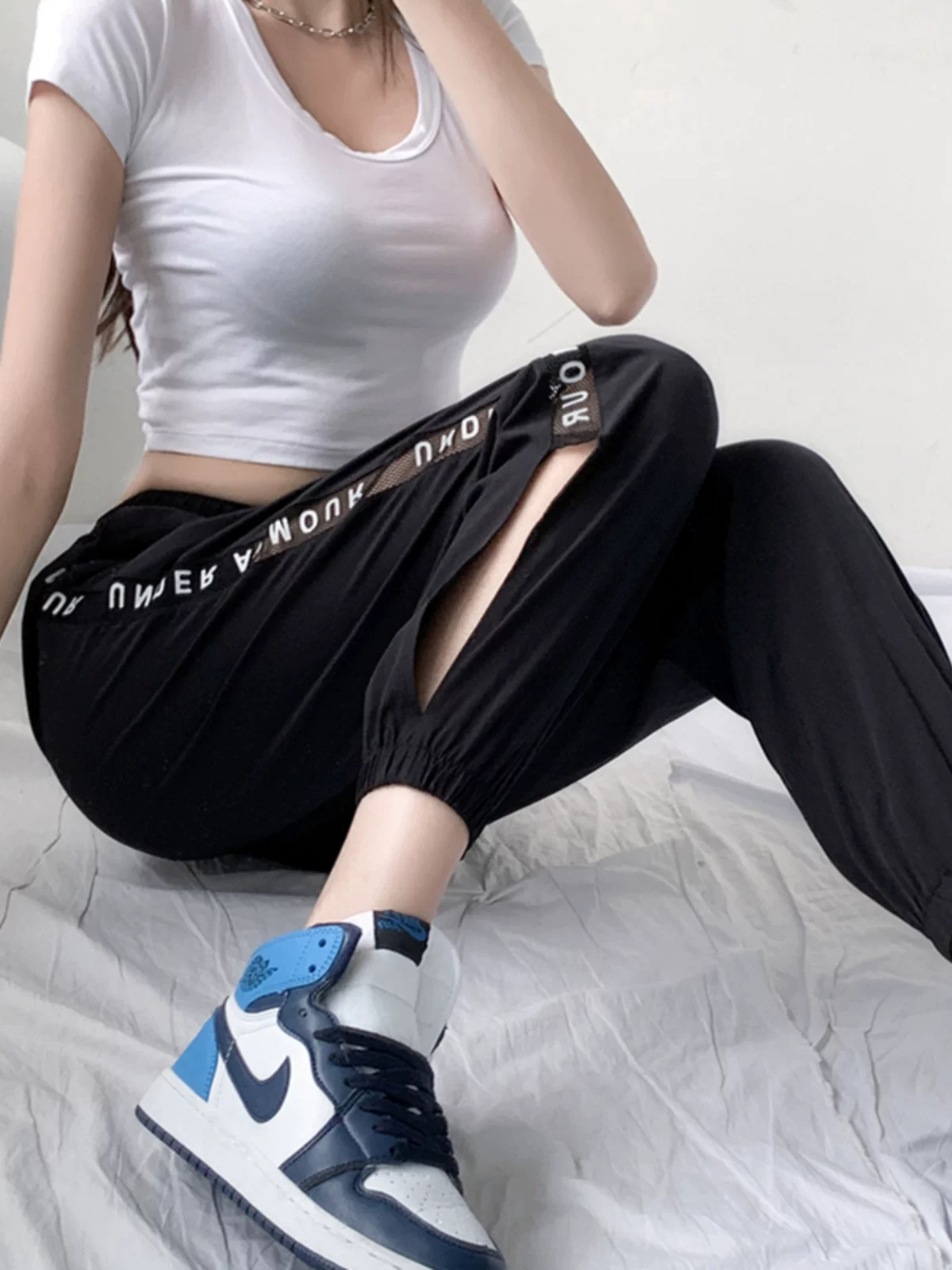 Western Couture Korean Fashion Stylish Side Slit Capris for Women