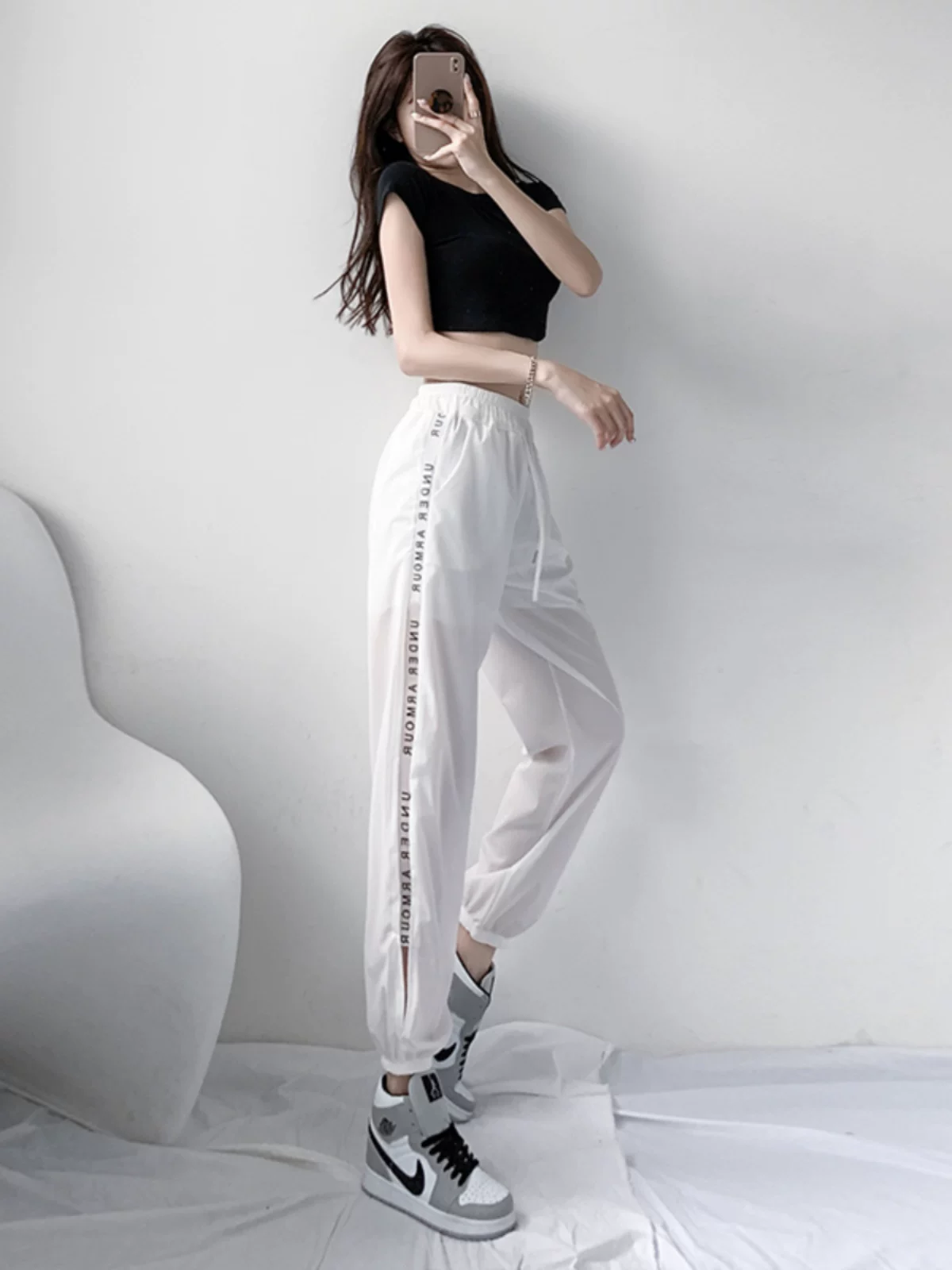 Western Couture Korean Fashion Stylish Side Slit Capris for Women