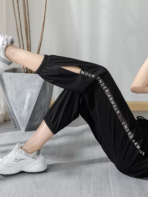 Western Couture Korean Fashion Stylish Side Slit Capris for Women
