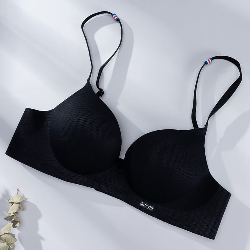 Western Couture Premium Seamless Ultra-Thin Wire-Free Bra (Fits 32 Inch Bust)
