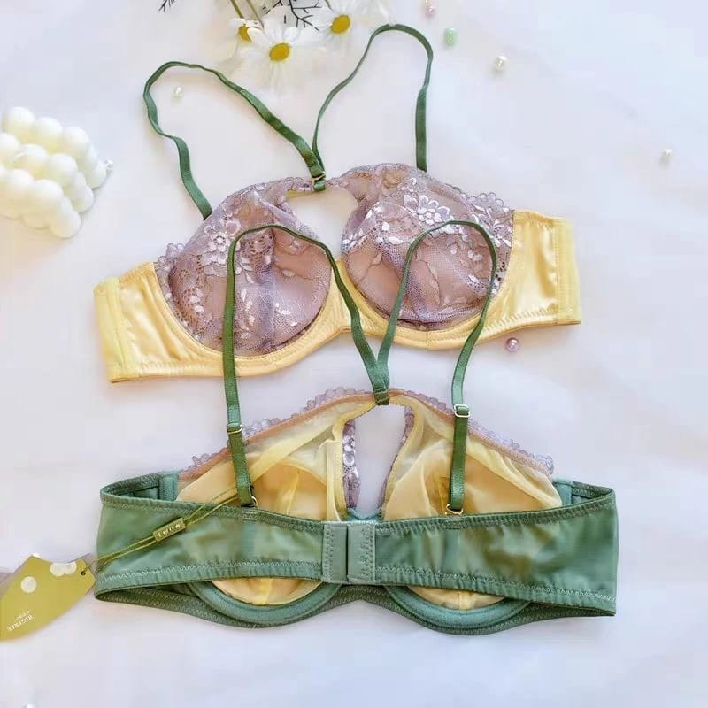 Western Couture Avant-Garde Keyhole Halter Underwired Lace Bra & Panty Set