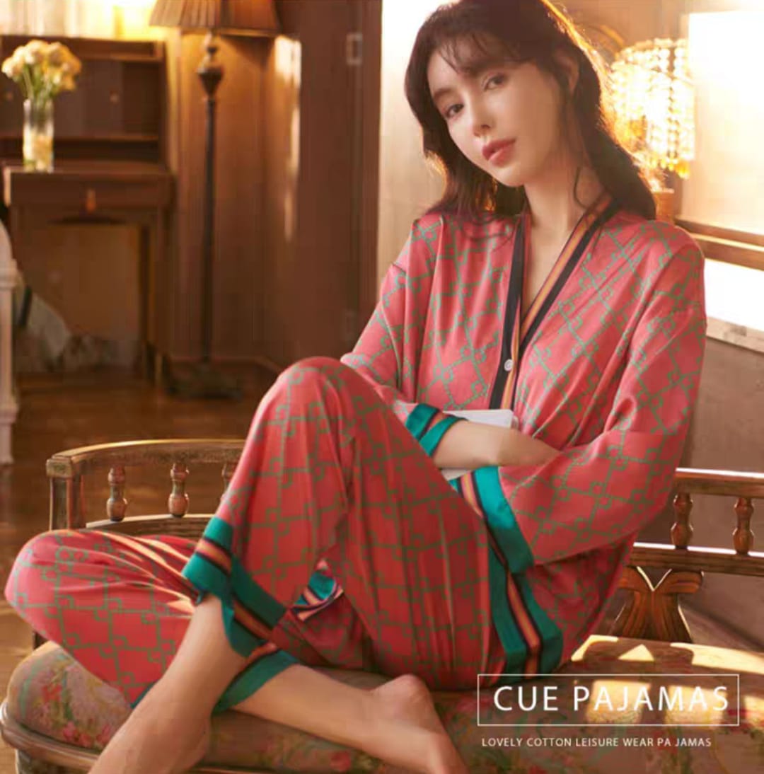 Western Couture Premium Silk Satin Night Suit Set - Luxury Chain Print 2-Piece Loungewear