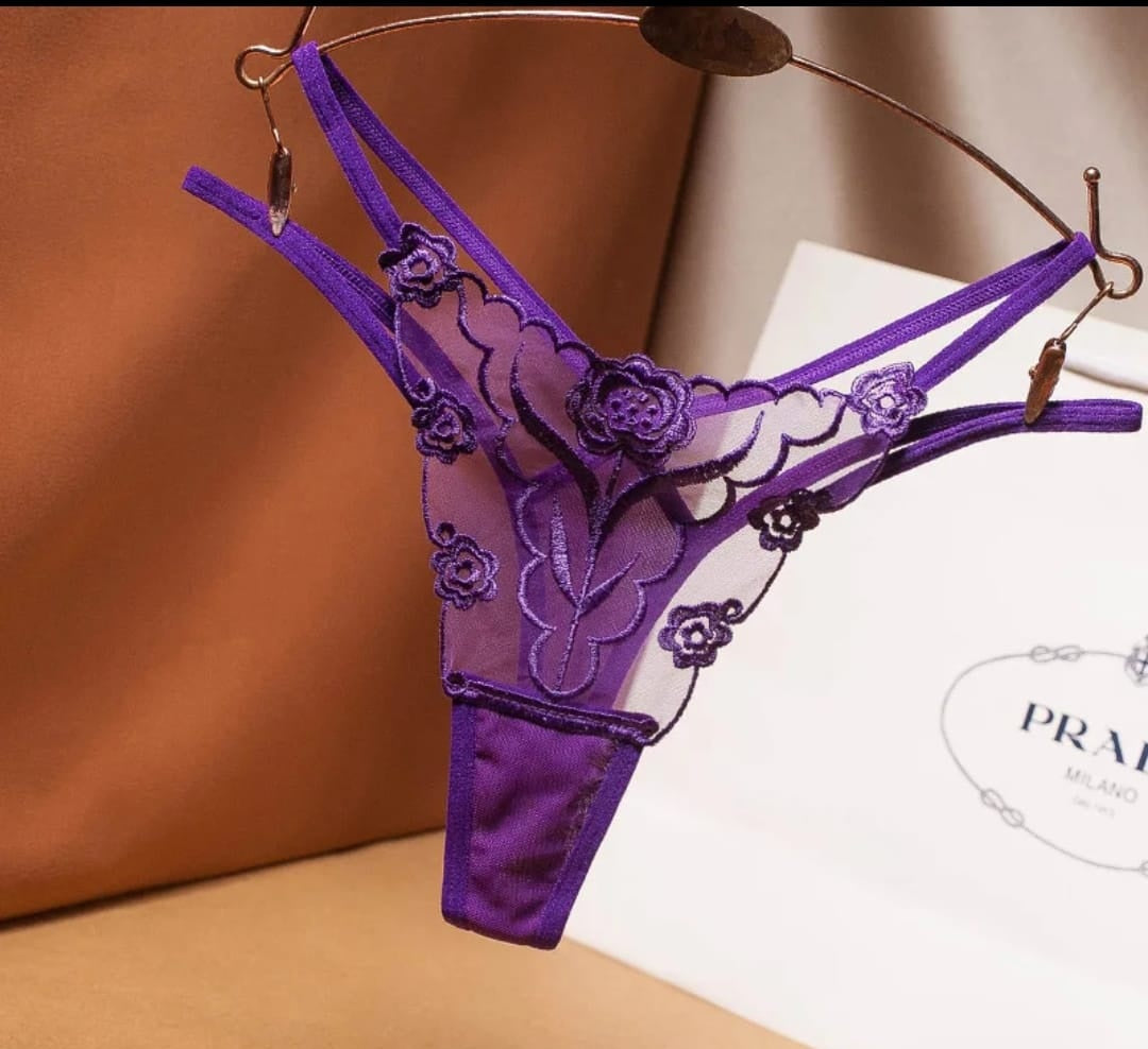 Women's Lace Thong Panty, Imported Embroidered Lace, Large, Seamless Design, Breathable Fabric